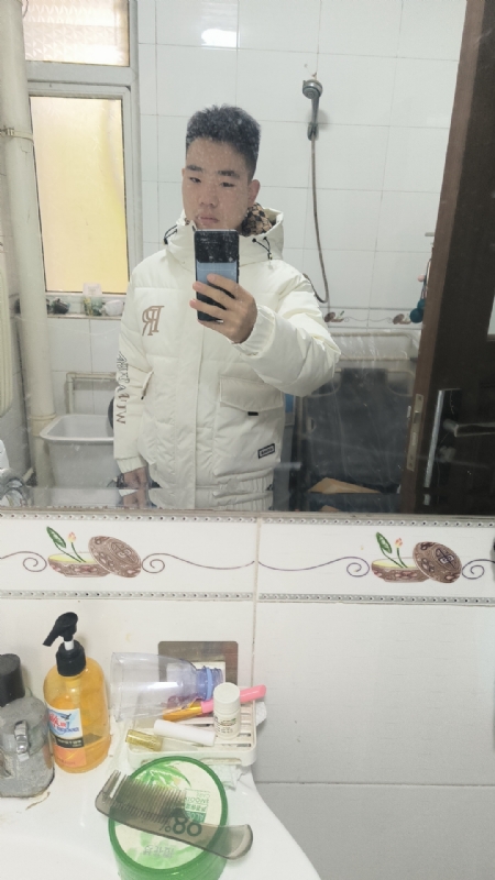 小李的第一张照片--驻马店交友中心